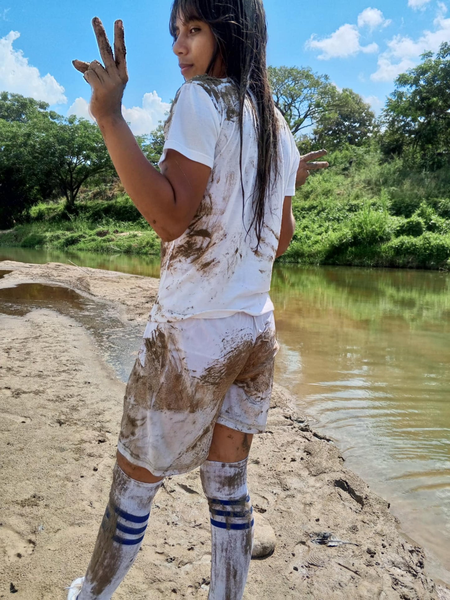 Morena Set 2 PART 2, mudbath at the riverbank